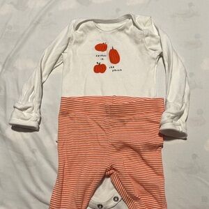 Carter’s Pumpkin Outfit